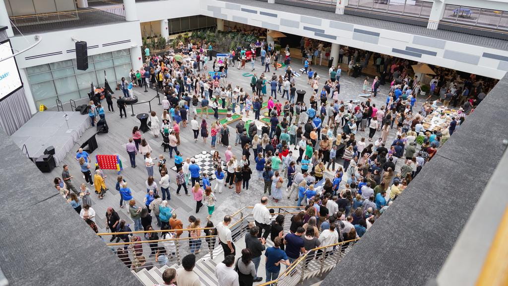 Unum Group employees gather for 175th celebration in Chattanooga